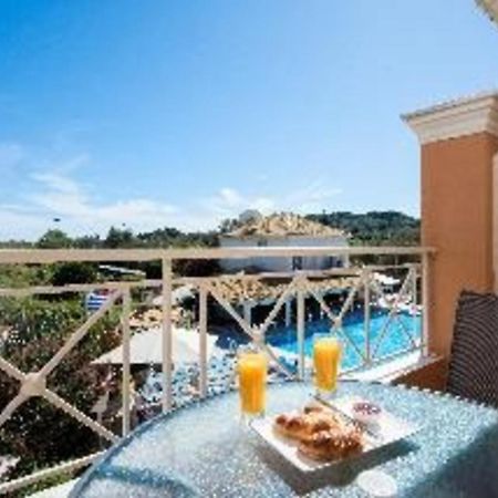 Kavos Plaza Hotel ภายนอก รูปภาพ