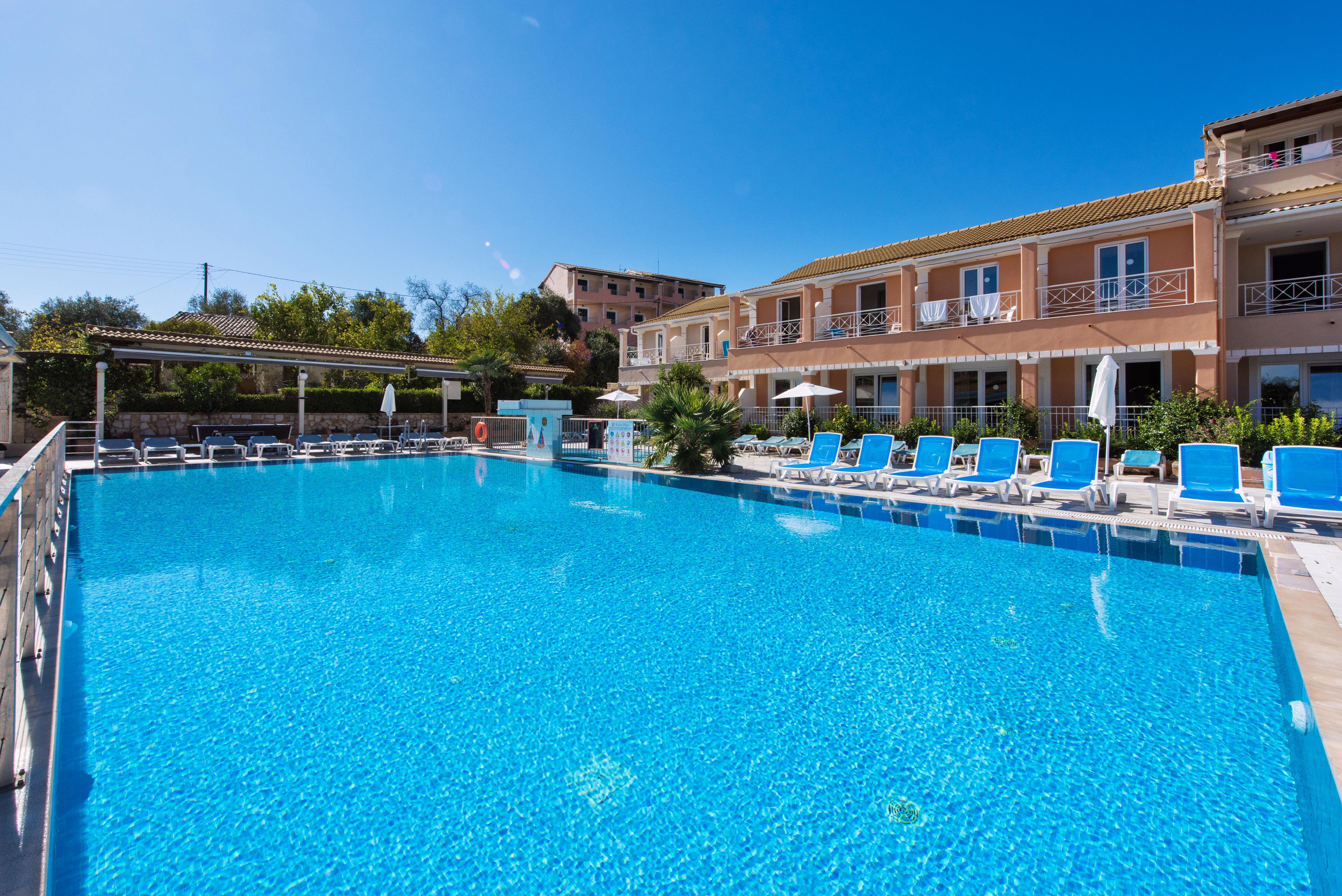 Kavos Plaza Hotel ภายนอก รูปภาพ