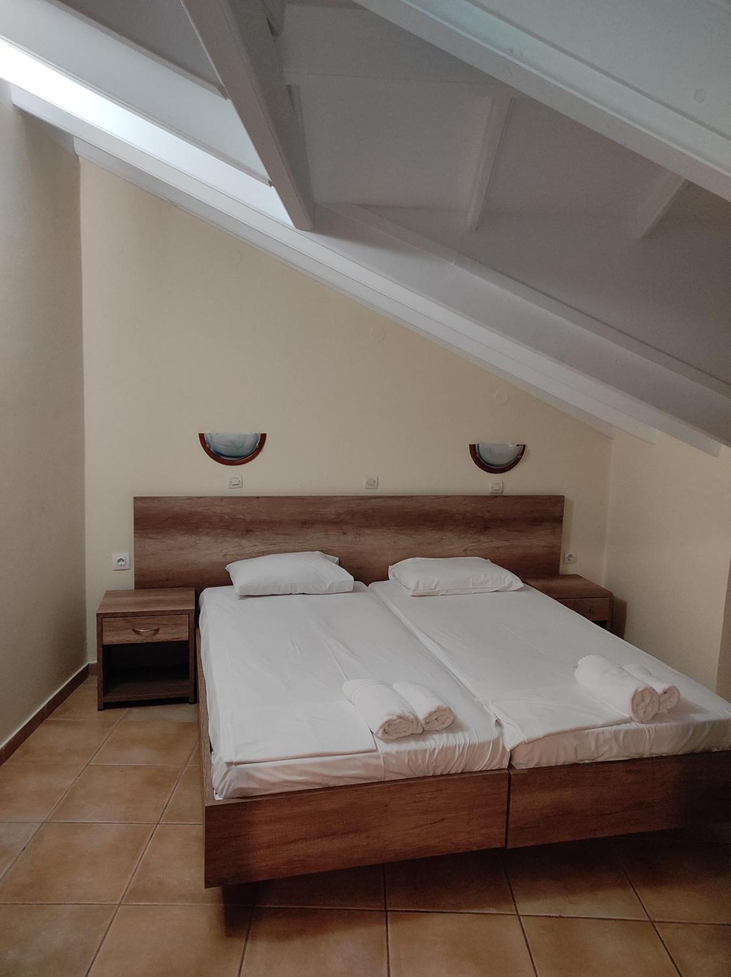 Kavos Plaza Hotel ภายนอก รูปภาพ