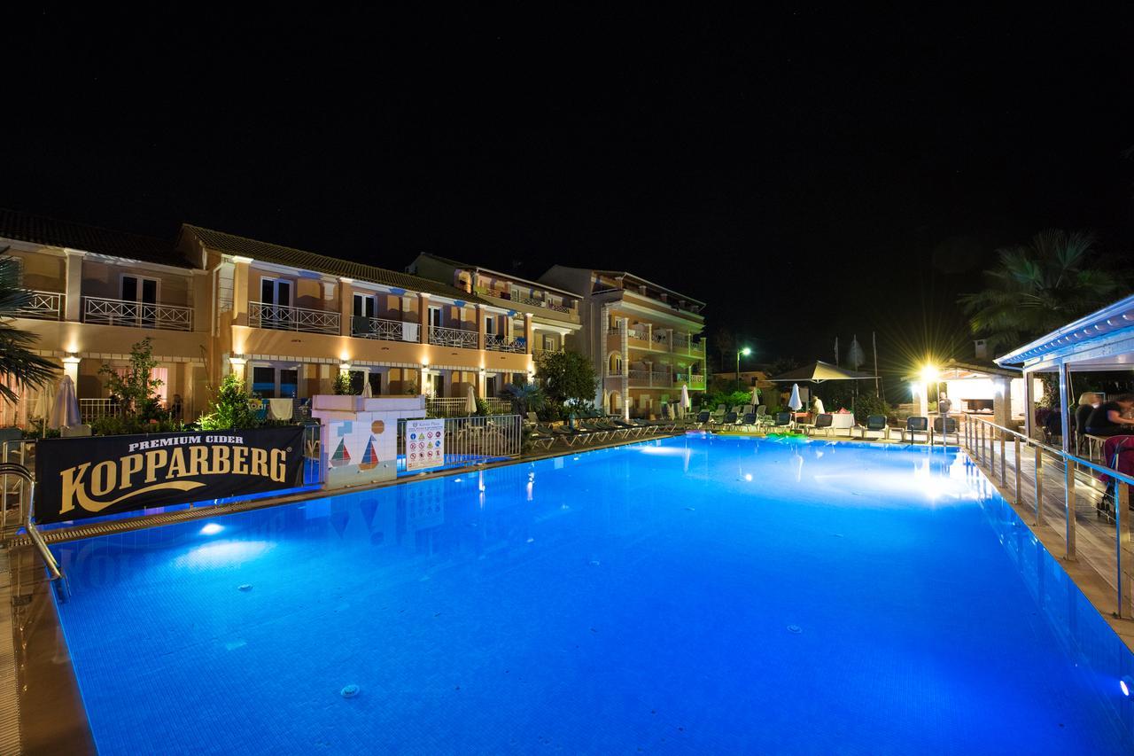 Kavos Plaza Hotel ภายนอก รูปภาพ